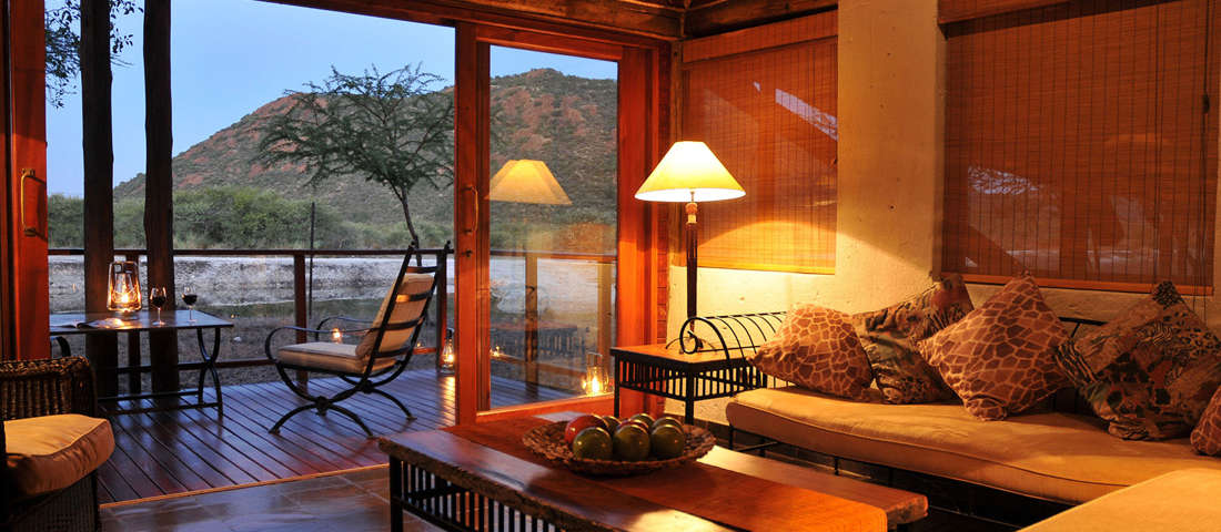 Family Unit Accommodation at Tau, a South